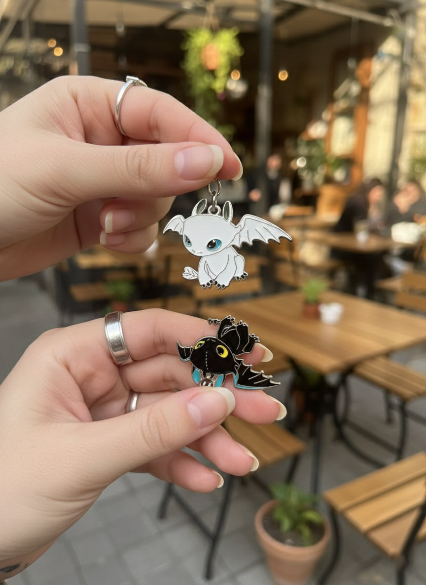 Night Fury & Light Fury Dragon Keychain | Couple Dragon Anime Keychain