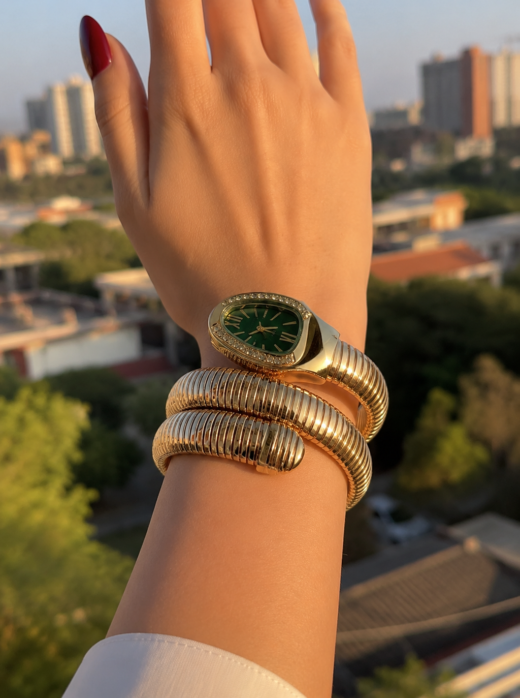 Luxe Serpenti Watch Bracelet for Women | Gold-Tone Wrap Around Watch | Premium Fashion Bangle Watch