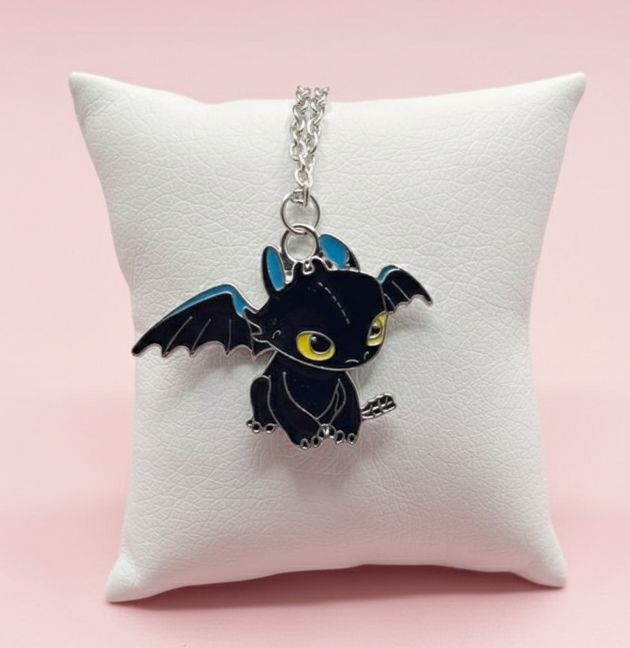 Night Fury & Light Fury Matching Necklace for Couples – Dragon Pendant Set